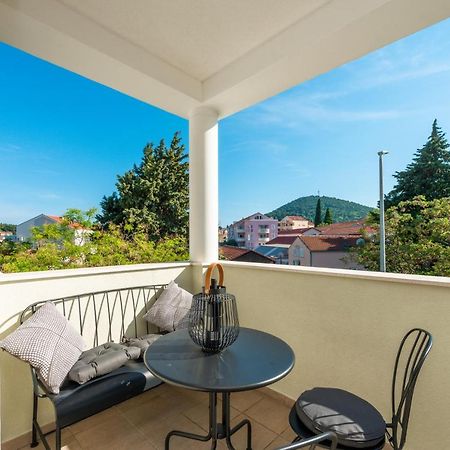 Apartment Kate With Free Parking Dubrovnik Kültér fotó